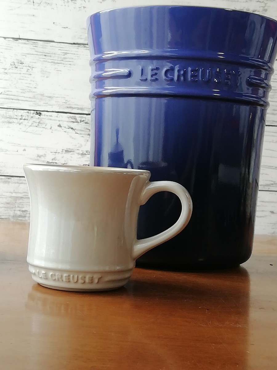 ル・クルーゼ ティーポット マグカップ フードコンテナ 蓋なし など 3点セット Le Creuset teapot mug 送料込み