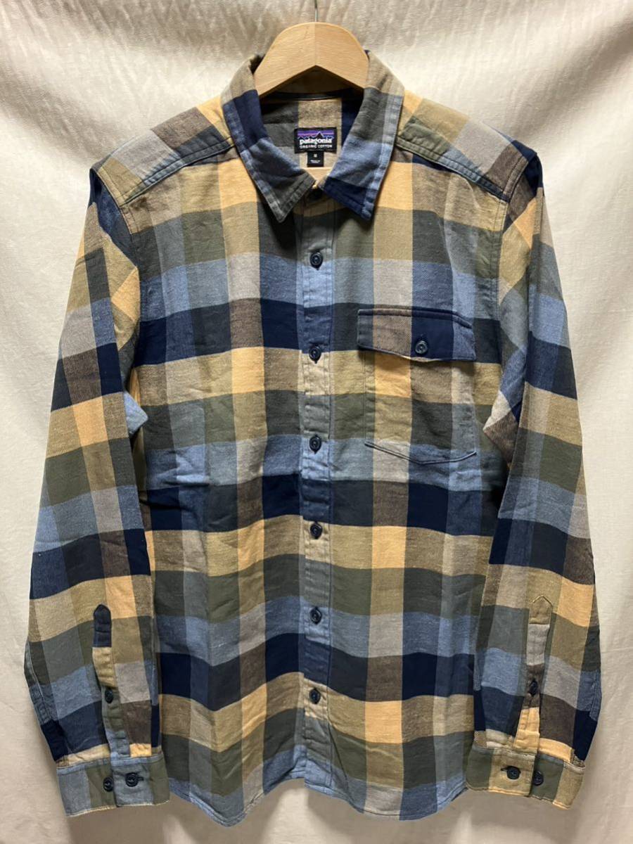 美品 patagonia FA19ライトウェイトフィヨルド フランネルシャツ M 廃番希少品 surf ネルシャツ ワークシャツ チェックシャツ キャンプ