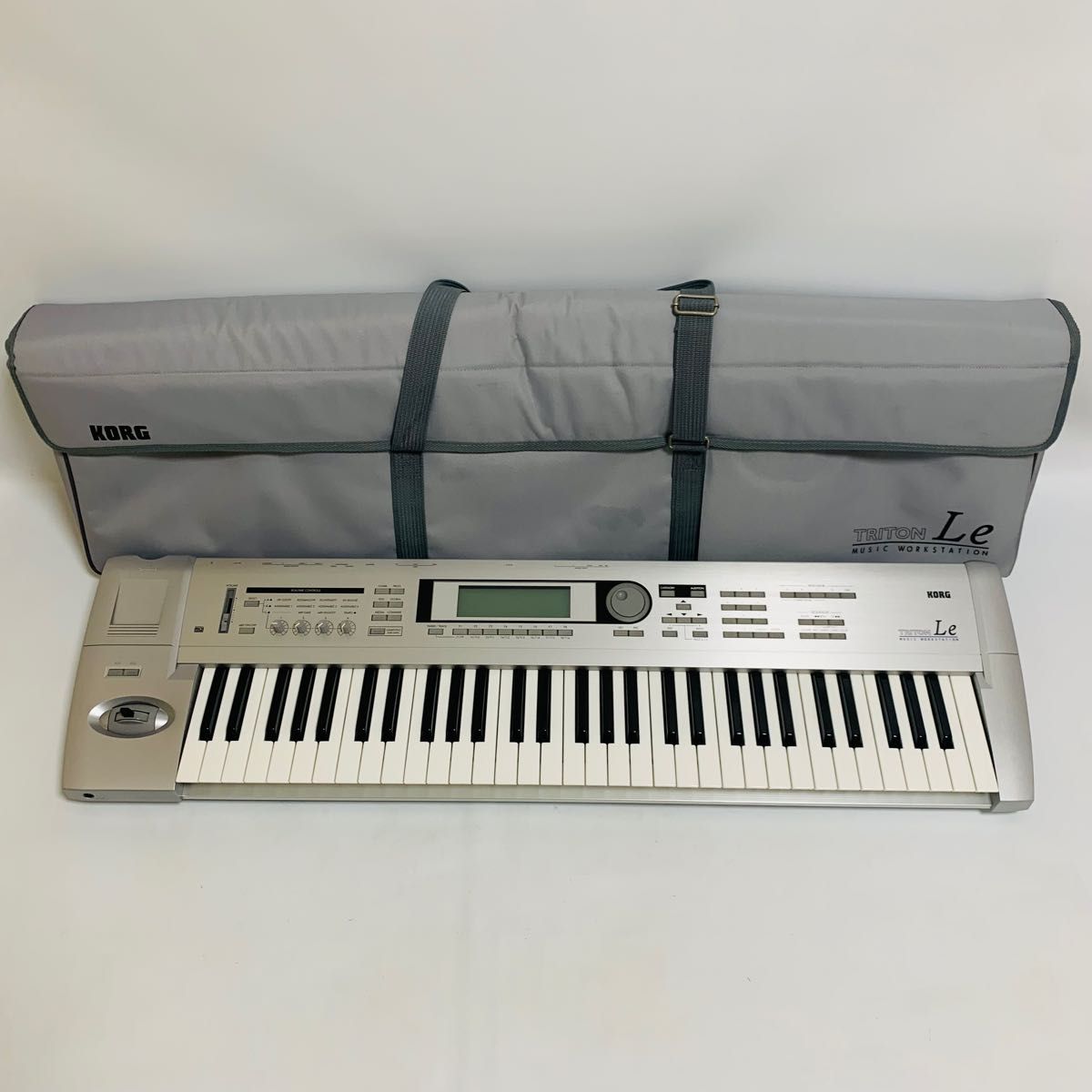 美品】KORG コルグ TRITON Le 61シンセサイザー 付属品多数｜PayPayフリマ