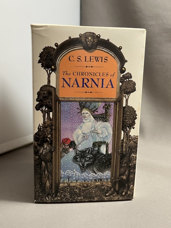 ★洋書　英語版 ★　ナルニア国ものがたり　全7巻セット　『 The Chronicles of Narnia 』　C.S.Lewis