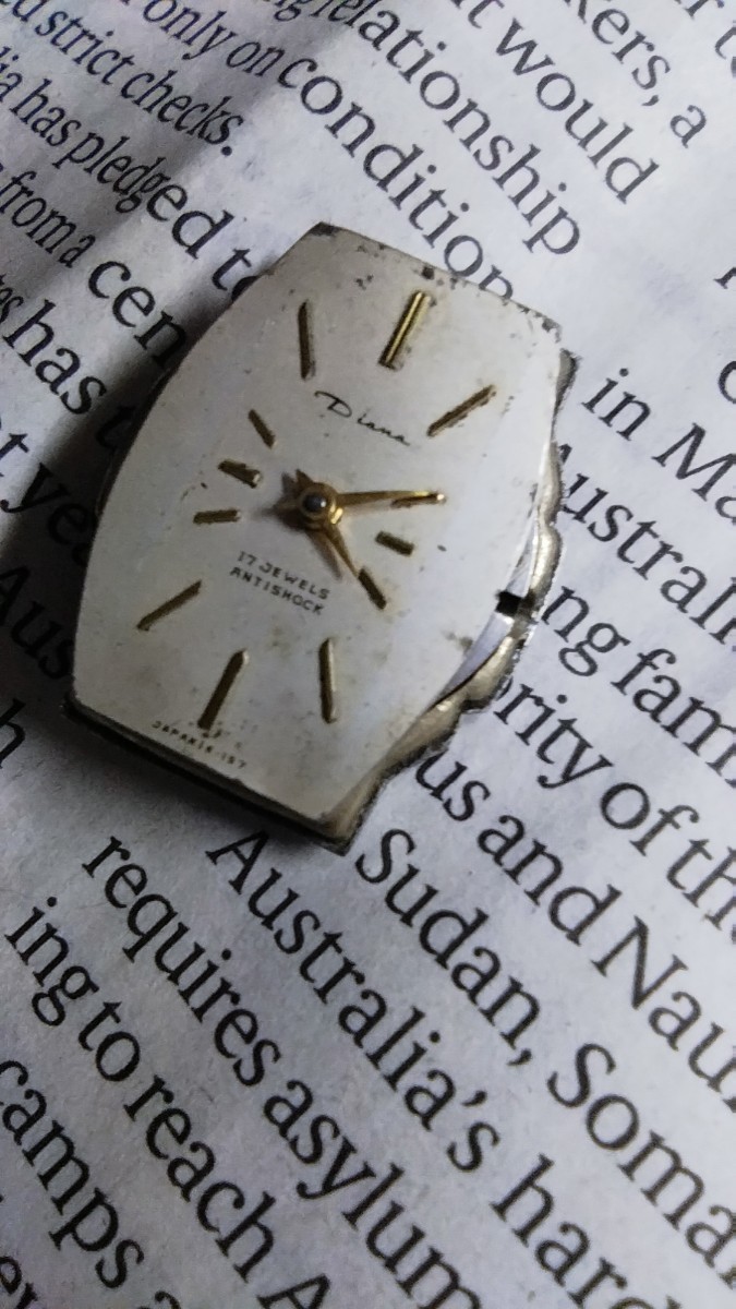 希少50年代　diana 手巻き時計 ビンテージウォッチ アンティークウォッチ vintagewatch 当時物　機械式 アンティーク 腕時計 ジャンク_画像5