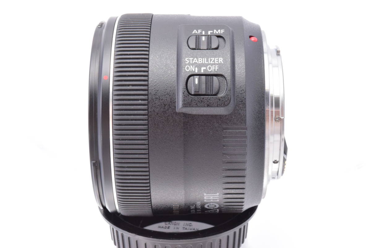237-1930001024☆ほぼ新☆Canon 単焦点レンズ EF35mm F2 IS USM フル