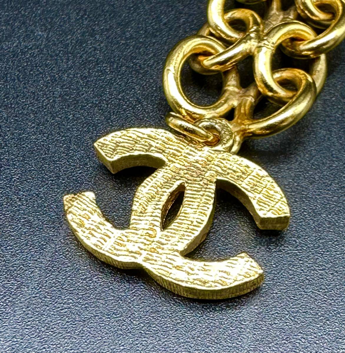 【981】CHANEL シャネル ラインストーン チェーンベルト ココマーク ゴールド レディース ヴィンテージ アクセサリー_画像8