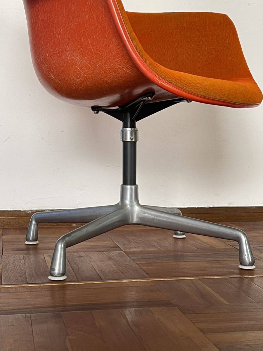 Herman Miller Herman Miller Vintage Eames arm ракушка стул orange универсальный основа lounge Mid-century 