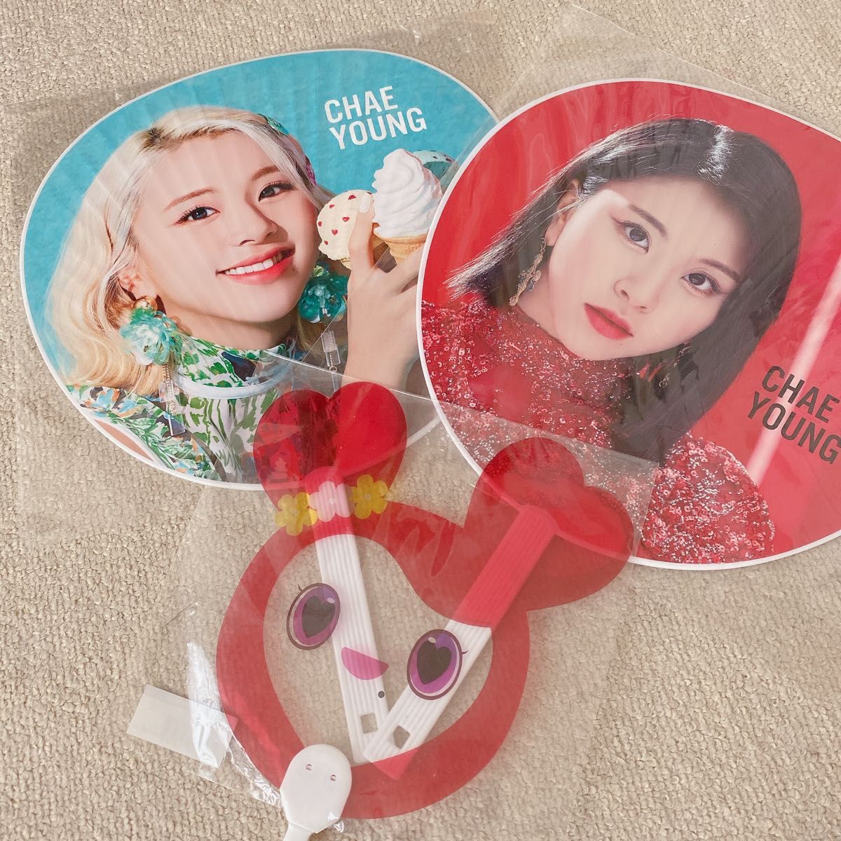 TWICE チェヨン うちわ - 通販 - guianegro.com.br
