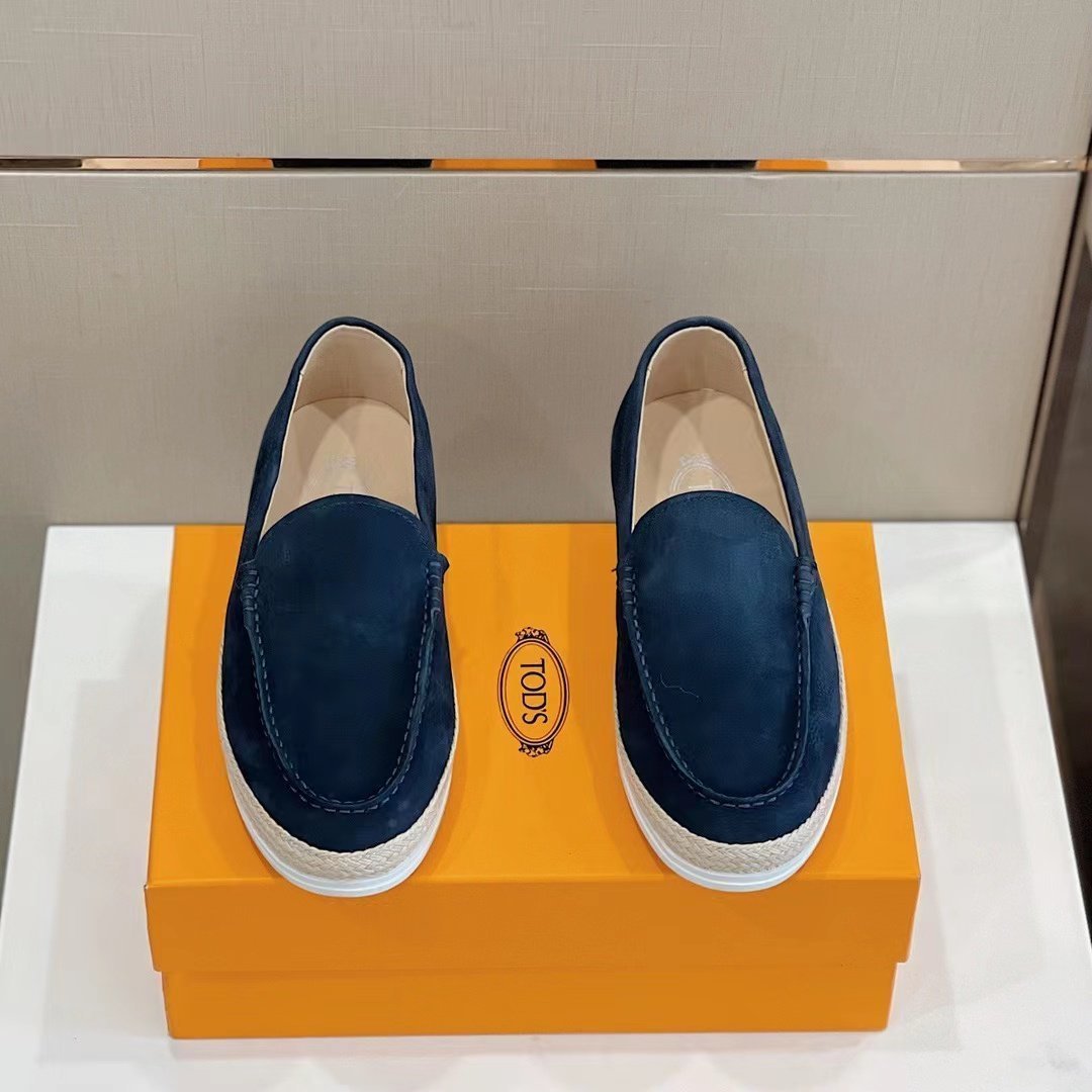 完売 イタリア トッズ Tod's ロファー パンプス レザー スエード