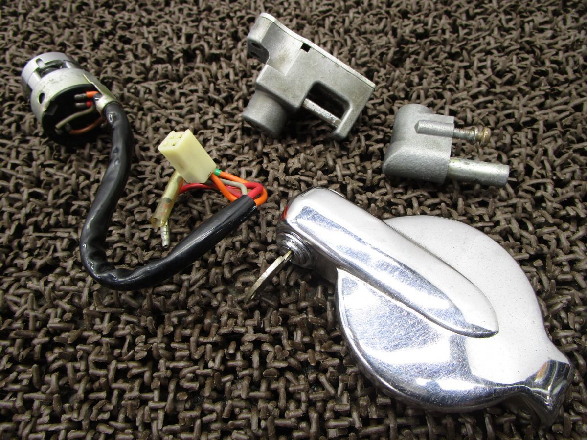 GT380 メインキーセット ○A934!NGT380 スズキ タンクキャップ