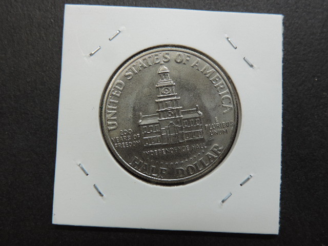 ★アメリカ建国２００年★　UNITED　STATES　Of　AMERICA　　ＨＡＬＦ　ＤＯＬＬＡＲ　アメリカ　５０セント　中古品_画像4