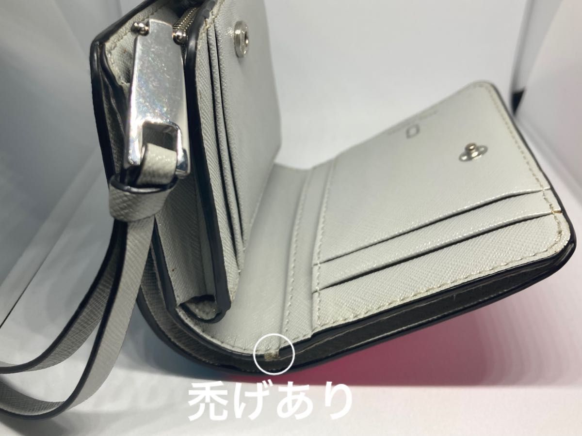 最終値下げ！！マークジェイコブス　二つ折り財布　USED