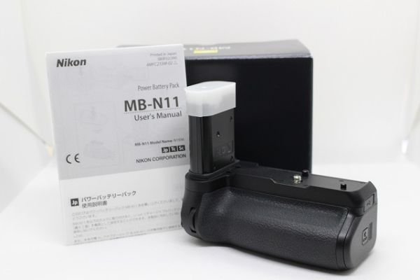 超激安 □新品級□ニコン NIKON マルチパワーバッテリーパック MB-N11