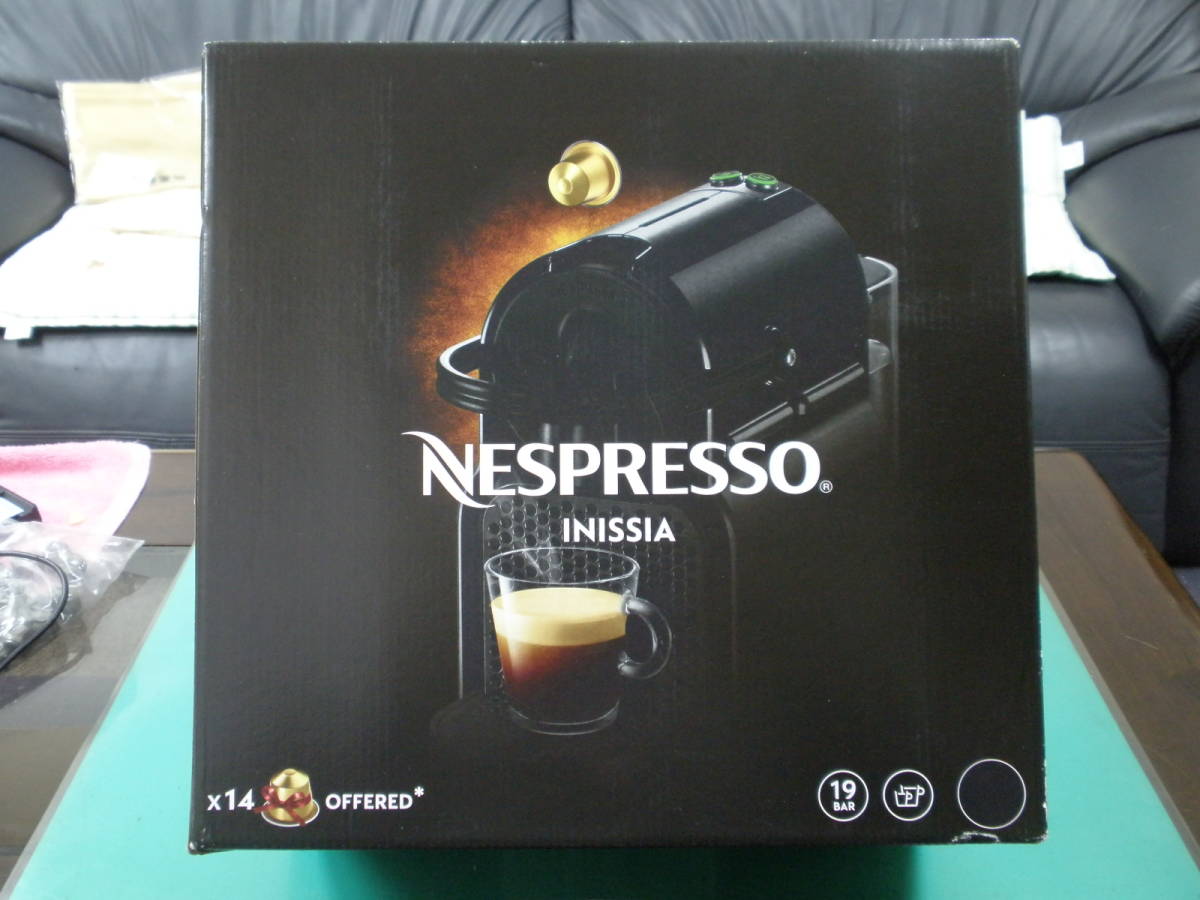 ネスプレッソ イニッシア カプセル式コーヒーメーカー D40BK