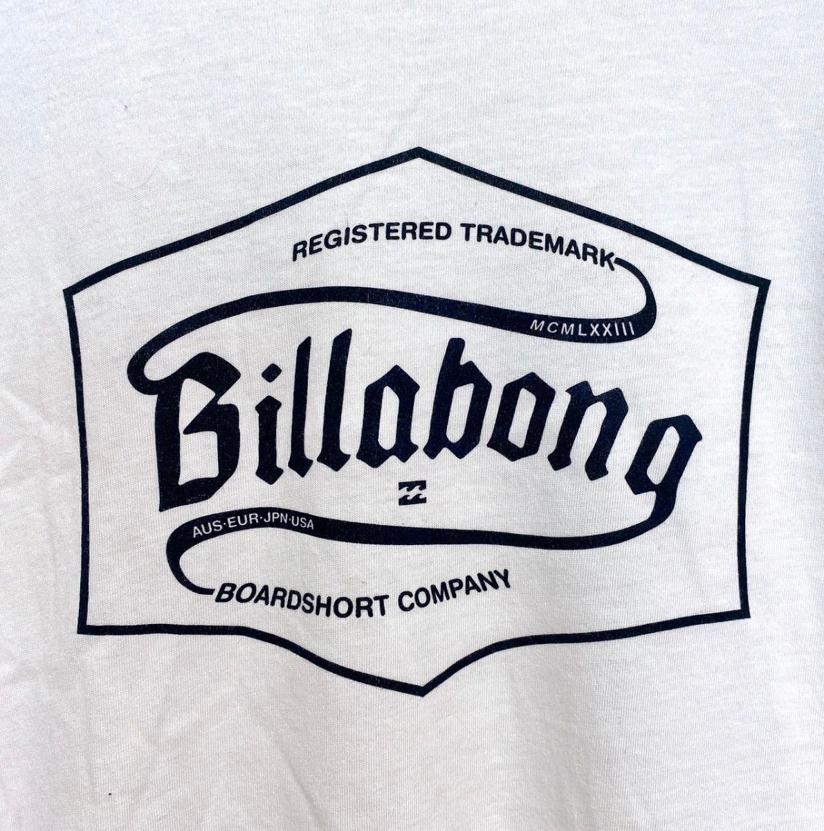 billabong ビラボン トップス Tシャツ カットソー メンズ 半袖Tシャツ 白 黒 ロゴ 新品 XL LL 綿100%