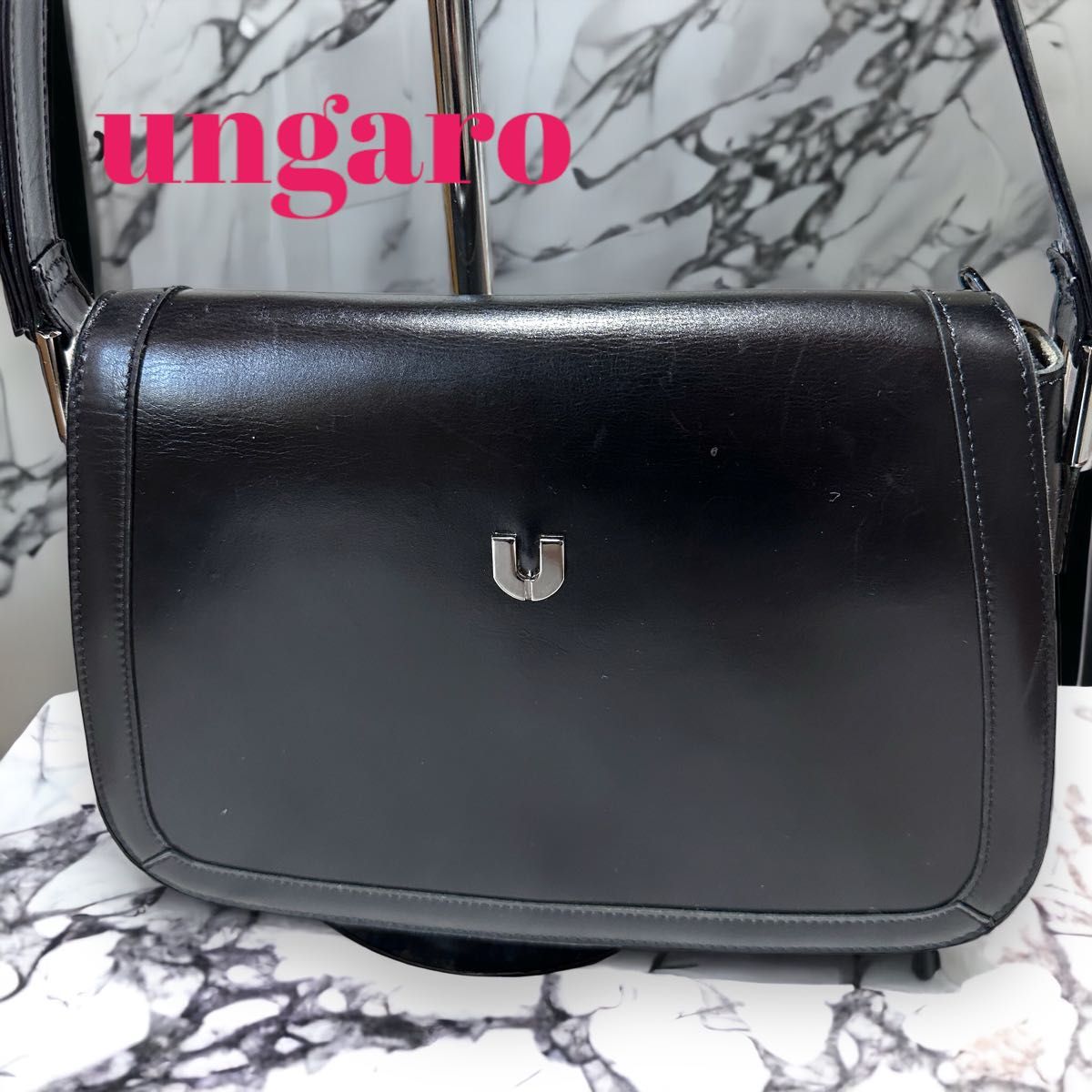 【美品】エマニュエルウンガロ ungaro レザーショルダーバッグ ブラック 