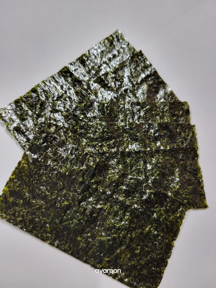 初摘み味付け海苔八つ切り200枚入と焼き海苔全型10枚入1袋 初摘み味付け海苔八つ切り200枚入と焼き海苔全型10枚入1袋