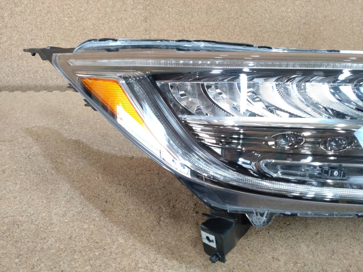 【美品】ホンダ CR-V RW1 RW2 RT5 RT6 右ヘッドライト LED STANLEY スタンレー W4744 打刻印:R-J0【R5-2185C-CA】_画像3