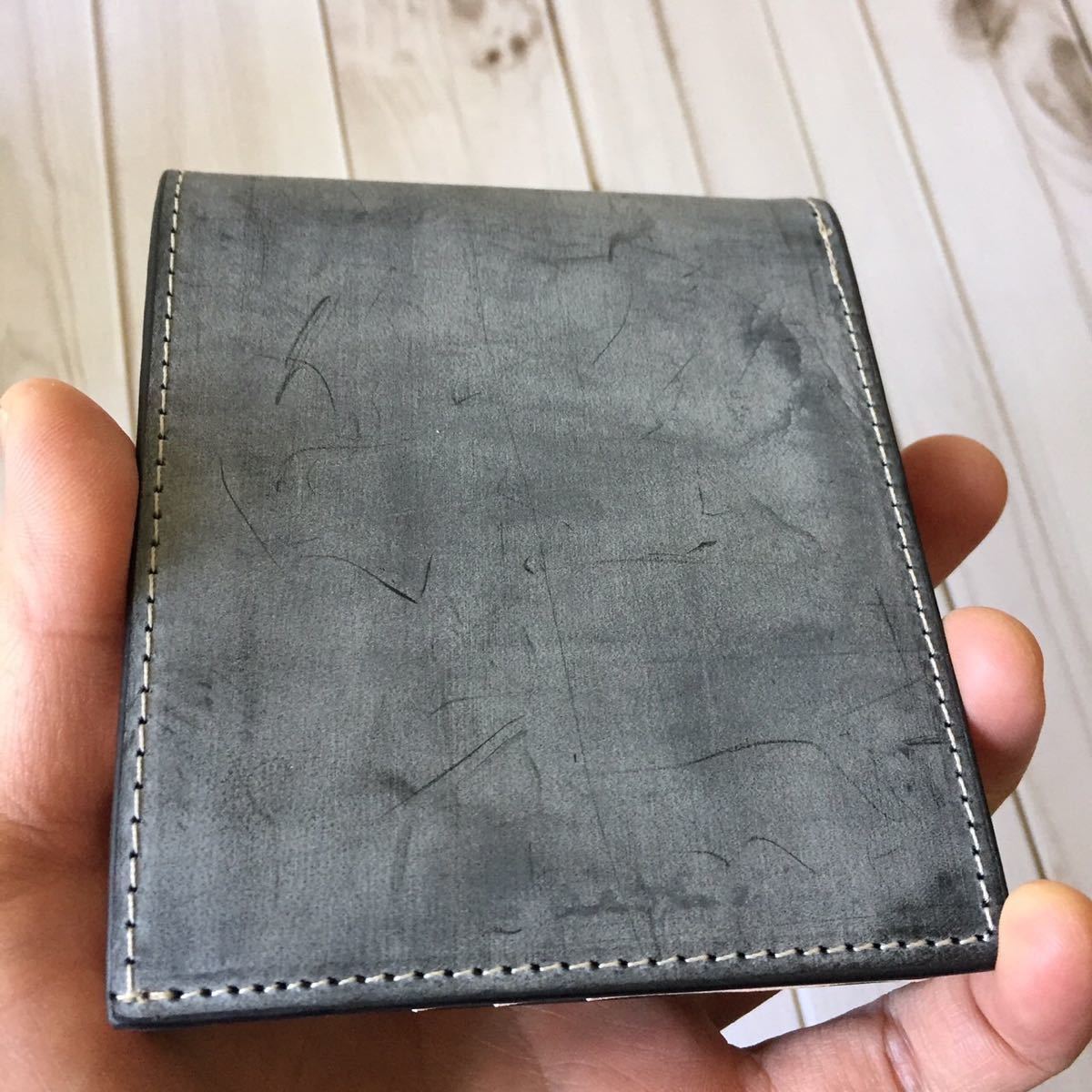  new work goods black hand made new goods b ride leather cow leather original leather compact Mini purse folding twice purse change purse . equipped popular commodity 