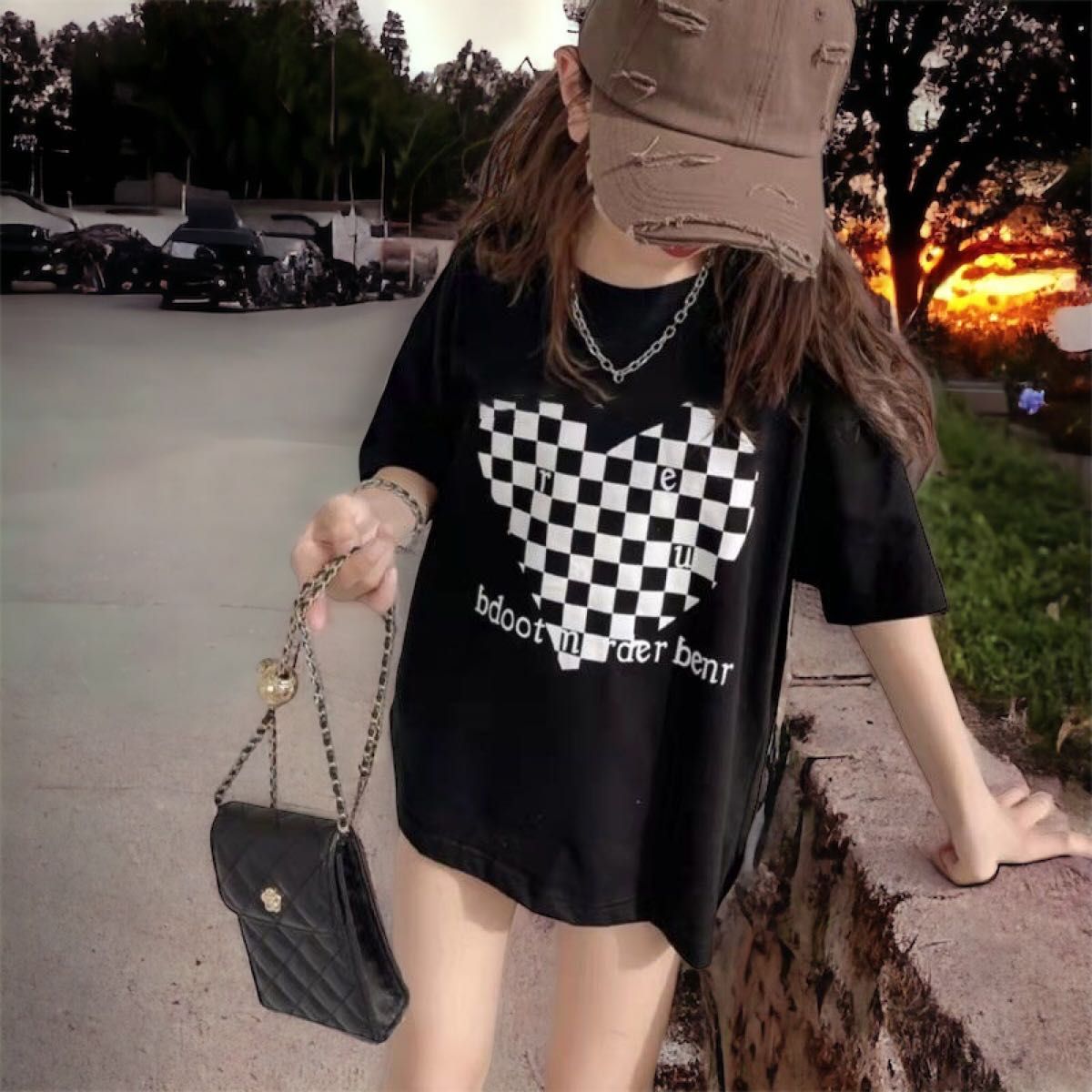 プリントTシャツハートがかわいい！韓国ファッショントップTシャツ! おしゃれ！130サイズ ブラック ロゴTシャツ 子供 キッズ