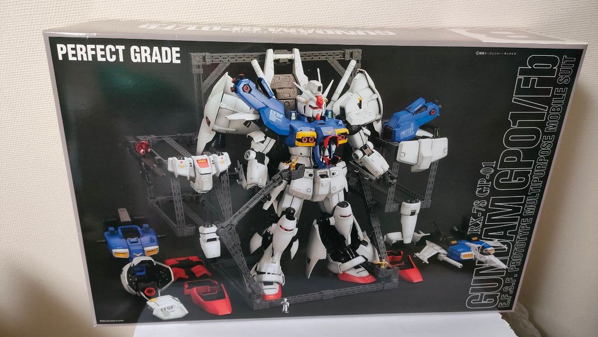 1/60 GUNDAM RX-78 GP01/Fb 初回限定特典付 BANDAI(旧バンダイ