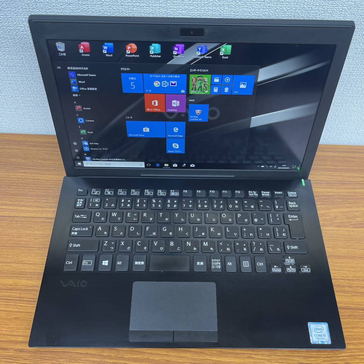 美品VAIO corporaation i5 4GB 128GB 11インチFull HD Microsoft