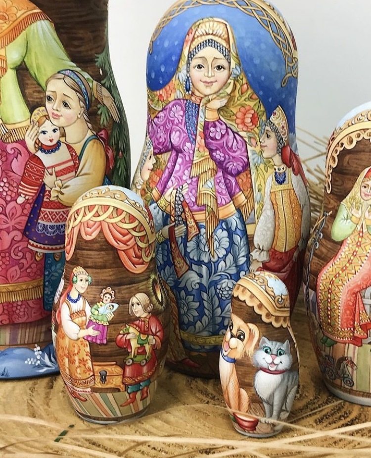 独特の上品 ロシア雑貨☆Icon コブロフ工房 オリガ作 マトリョーシカ