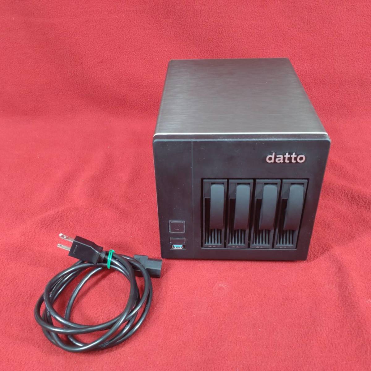 ① Datto ビジネス 4ベイ ネットワーク ストレージ S3B2000 4 Bay 3.5" NAS Intel Xeon D-1521 2.4GHz RAM SSD HDD バックアップ_画像1