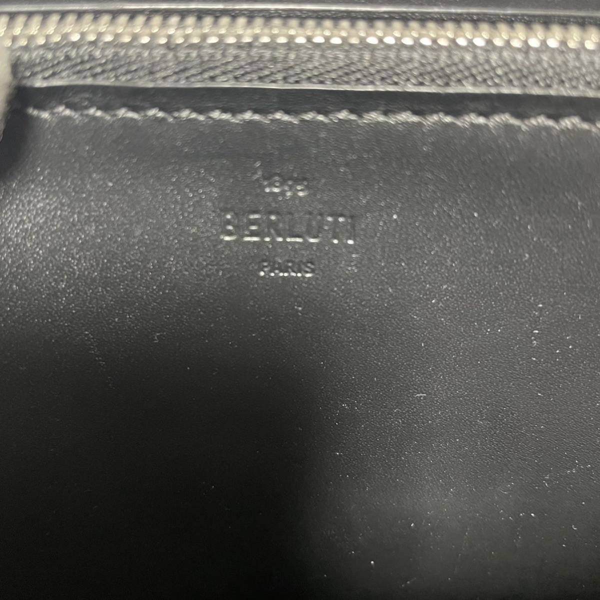 ○一円〜希少 正規品 ○Berluti ベルルッティ イタウバ ラウンドジップ