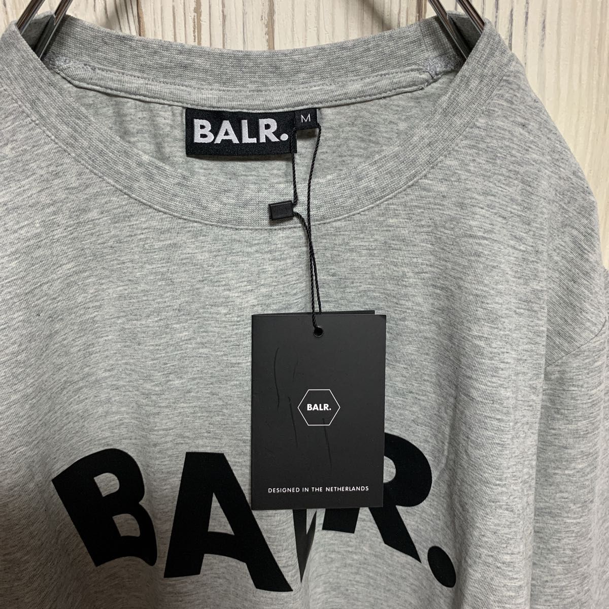 【大人気】新品タグ有り　BALR.　ボーラー 　ロゴ　半袖　Tシャツ　グレ－