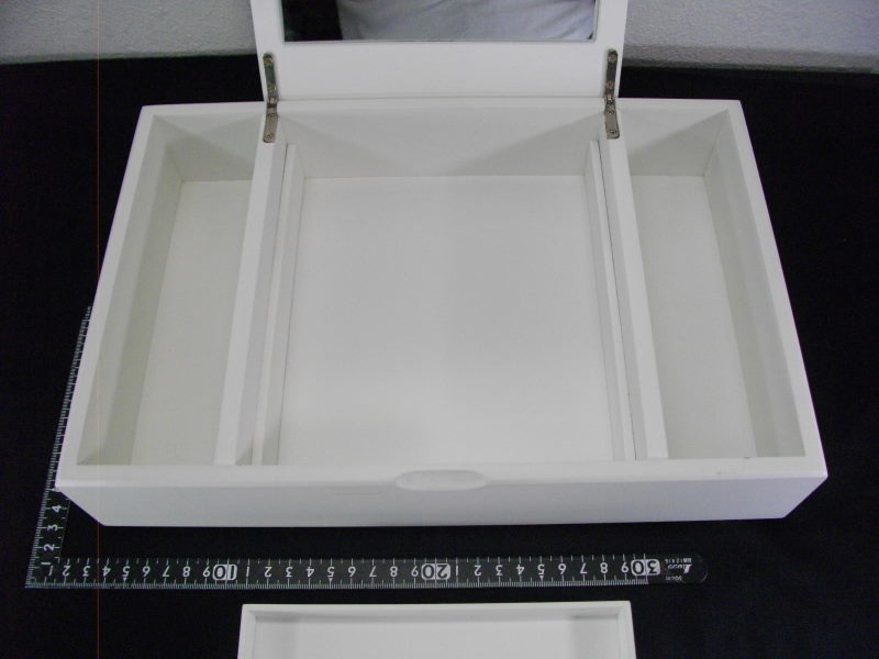 # free shipping!# popular white * desk dresser *H7.5×W33.5×D22.5cm# dresser # make-up BOX# cosme box!