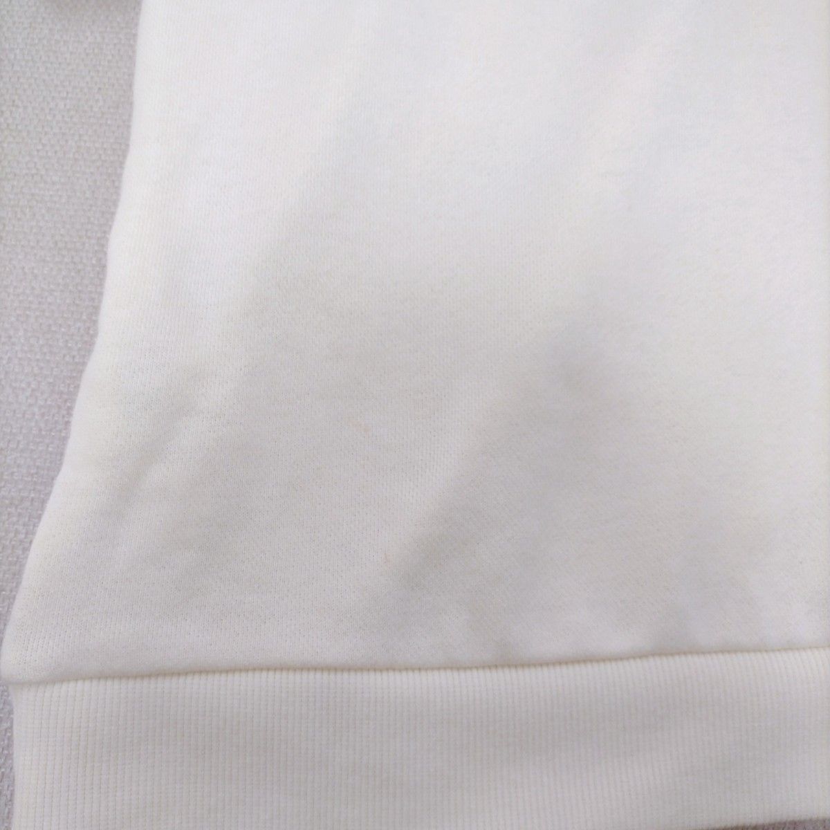 【新品】レース Tシャツ トレーナー Ｍサイズ クリーム色  カジュアル トップス タグ付き 半袖