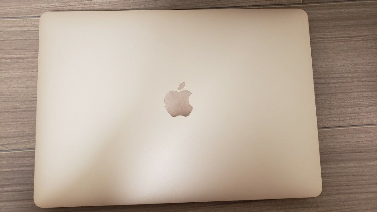 macbook air m1 256GB （美品）おまけつき　本６冊セット