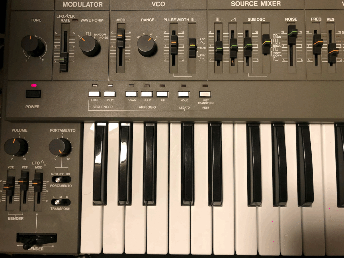 Roland SH-101 ローランド モノフォニック アナログ シンセサイザー