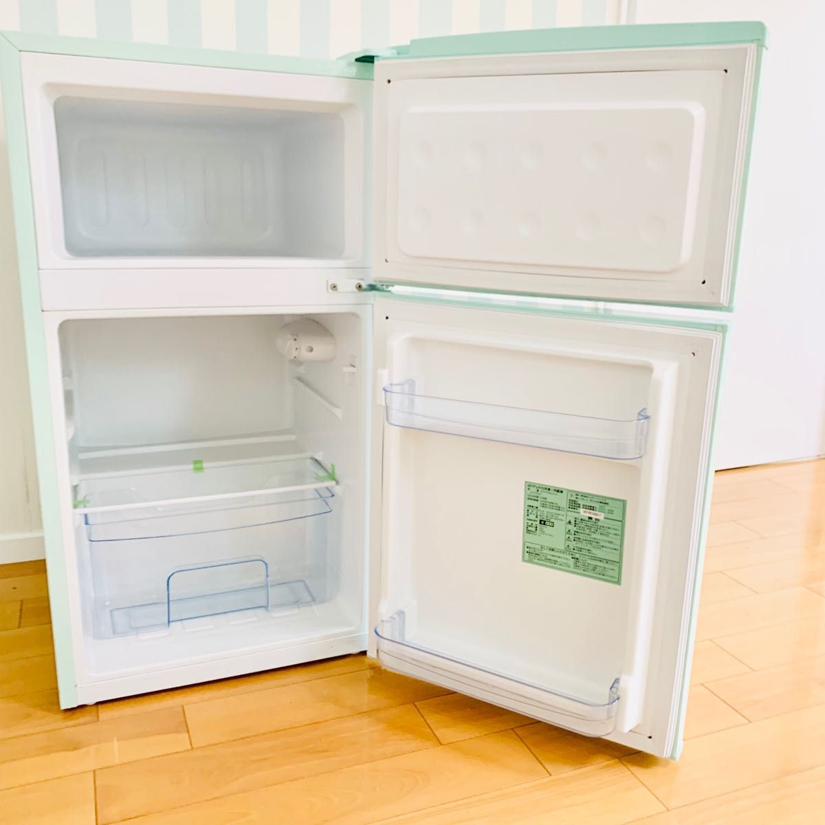 レトロ調♪2ドア85L simplus 冷蔵庫  冷凍冷蔵庫　一人暮らし  2ドア　2019年製