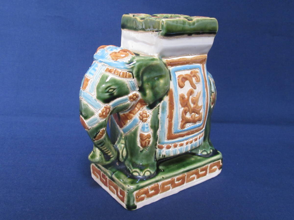 ○象 陶器製 置物 灰皿 飾り物（高さ 16.5cm）インテリア エスニック