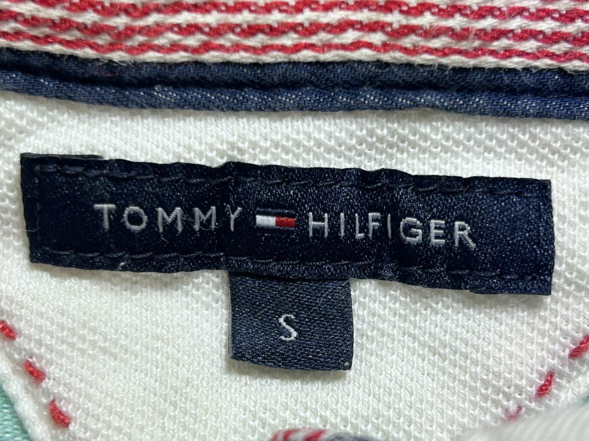 トミーヒルフィガー 5つボタン ボーダー ポロシャツ ワッペン 刺繍　　TOMMY HILFIGER ロゴボタン レディース 裾スリット 早2452_画像3