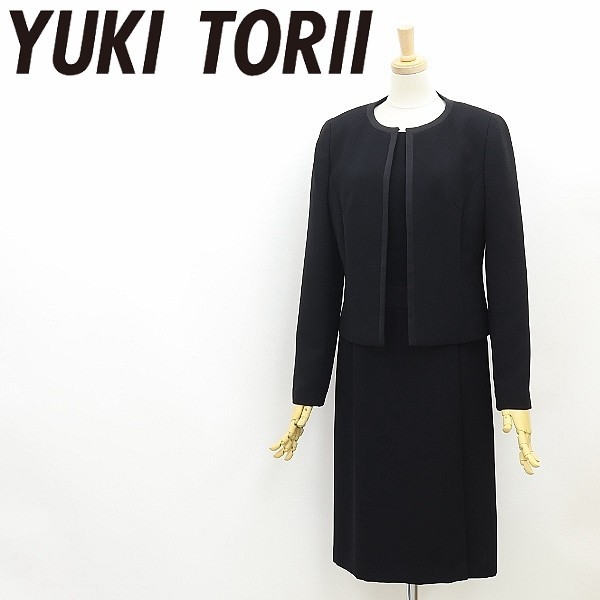 美品◆YUKI TORII ユキトリイ サテン使い ノーカラー ジャケット＆半袖 ワンピース セットアップ アンサンブル 黒 ブラック 11