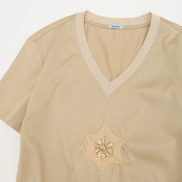 ◆malo マーロ ウッドビーズ×刺繍 Vネック コットン 半袖 Tシャツ ベージュ 42_画像3