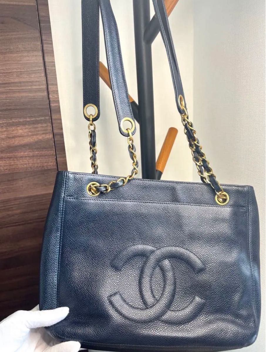 【超美品】CHANEL キャビアスキン　背面でかココ　ネイビー　シール有　G金具