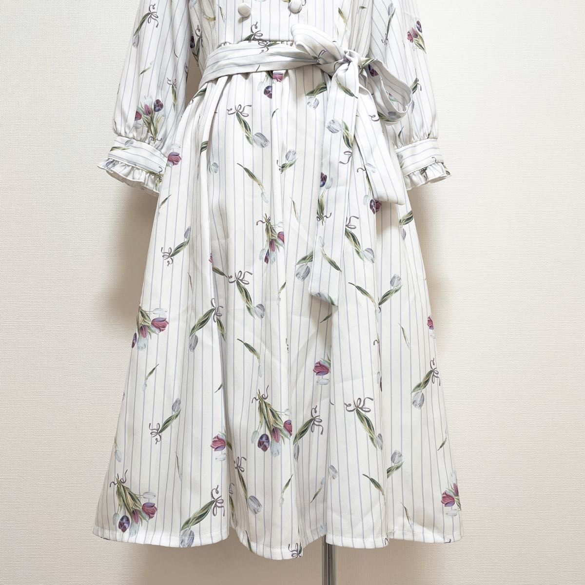 【新品タグ付】axes femme POETIQUE アクシーズファム チューリップストライプワンピース 量産型 ロリータ 【新品タグ付】axes femme POETIQUE アクシーズファム チューリップストライプワンピース 量産型 ロリータ