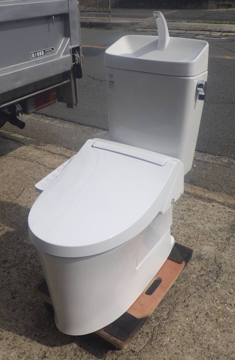 引取り大歓迎 展示使用 2022年 リクシル LIXIL アメージュ便器