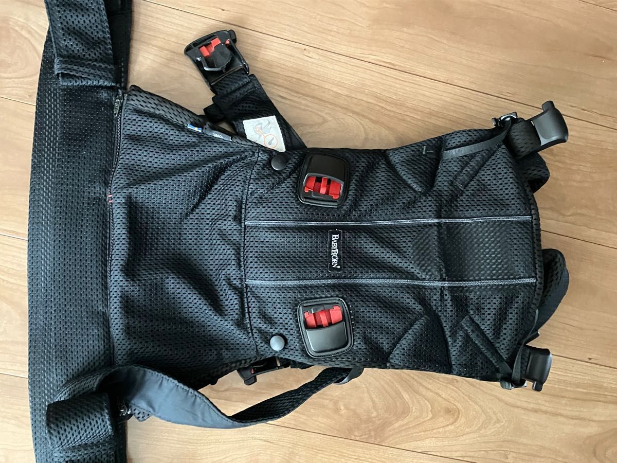 【値下げしました】ベビービョルン ベビーキャリア ONE KAI ワンカイエアー　メッシュ　抱っこ紐　 BABYBJORN