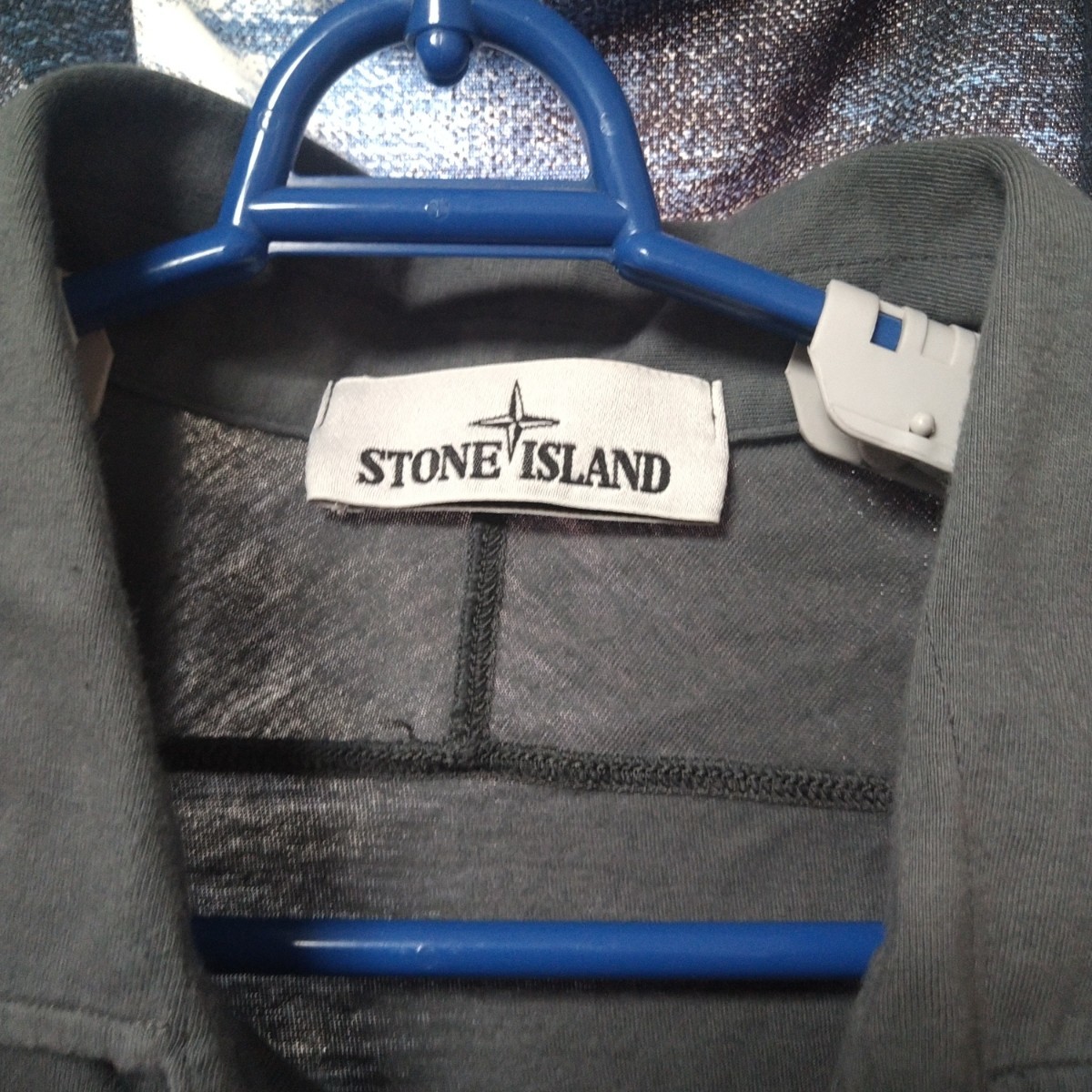 STONE ISLAND 半袖ポロシャツ　サイズM　グレー　スリム_画像5