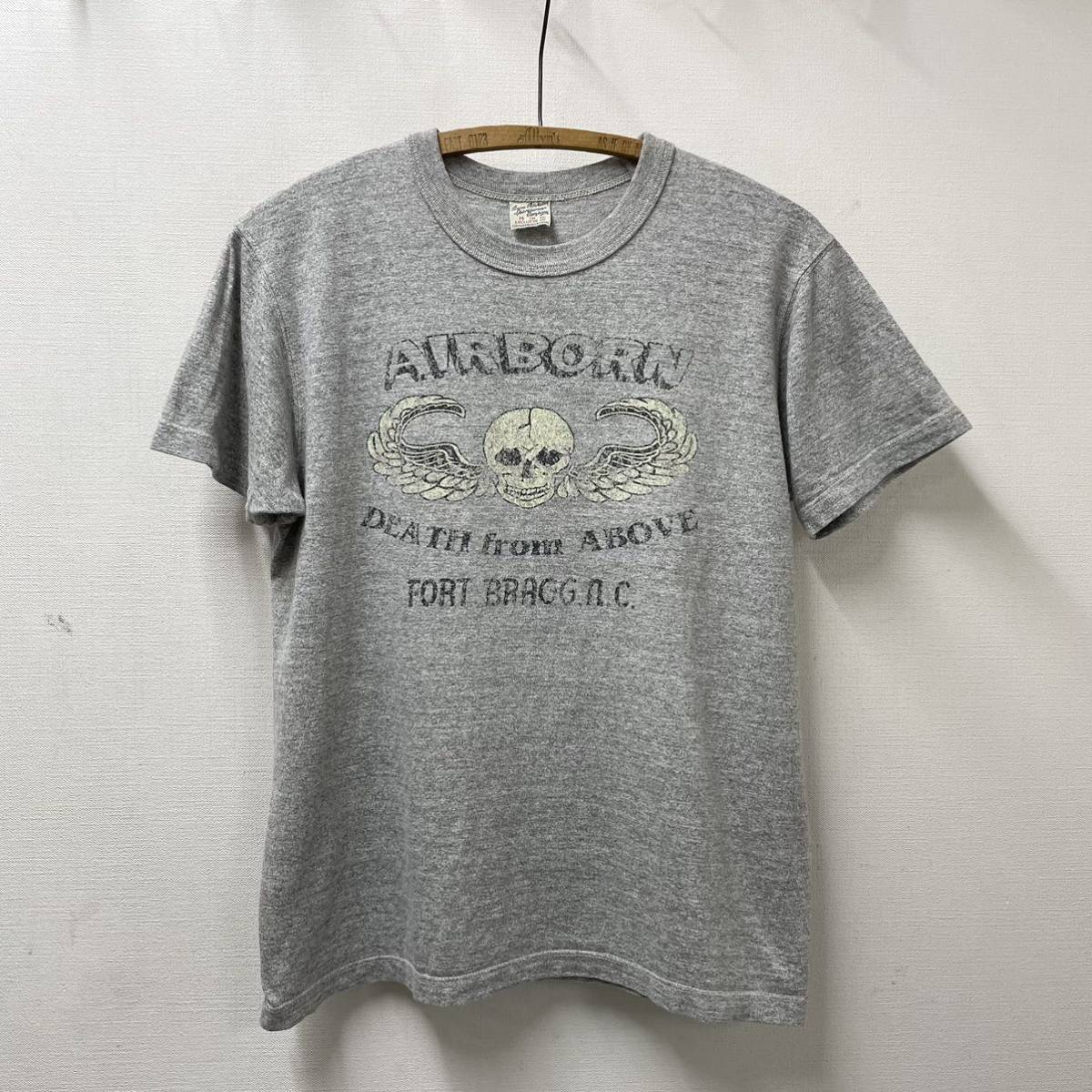 sizeM 日本制 東洋 AIR BORN スカル レプリカ ビンテージ Tシャツ バズリクソンズ