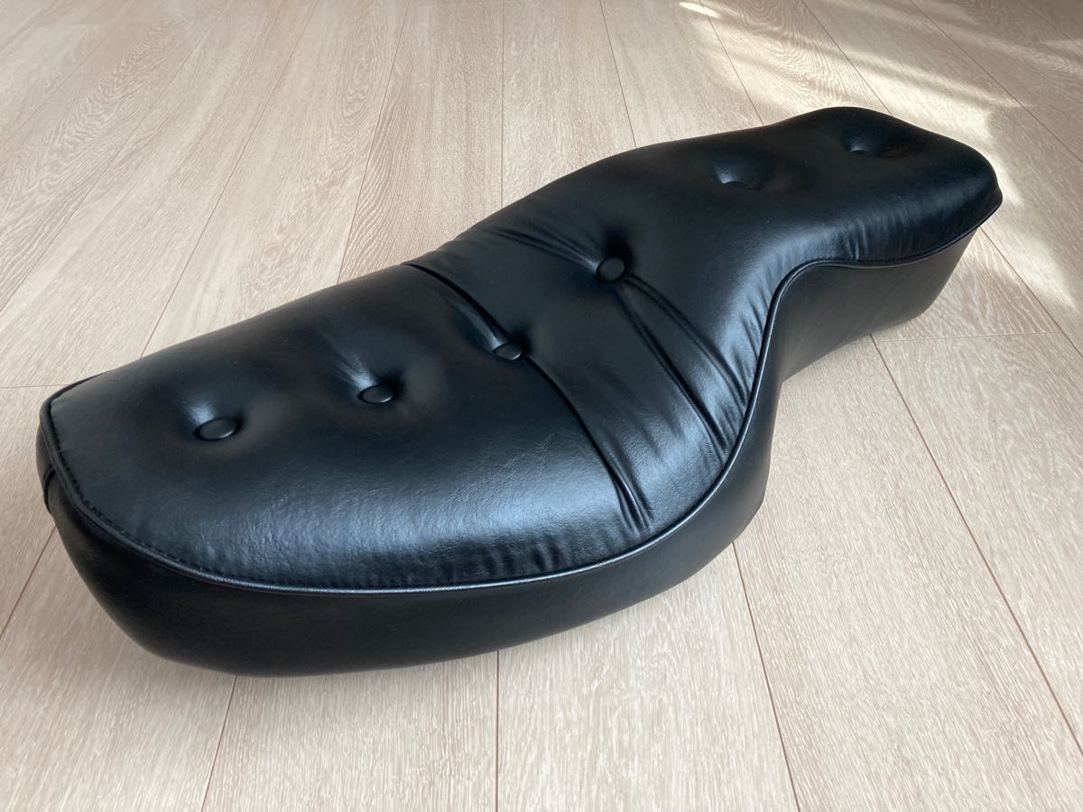 極上品 ハーレー純正ピロールックシート XLH883 XLH1200 XL883 極上品 ハーレー純正ピロールックシート XLH883 XLH1200 XL883