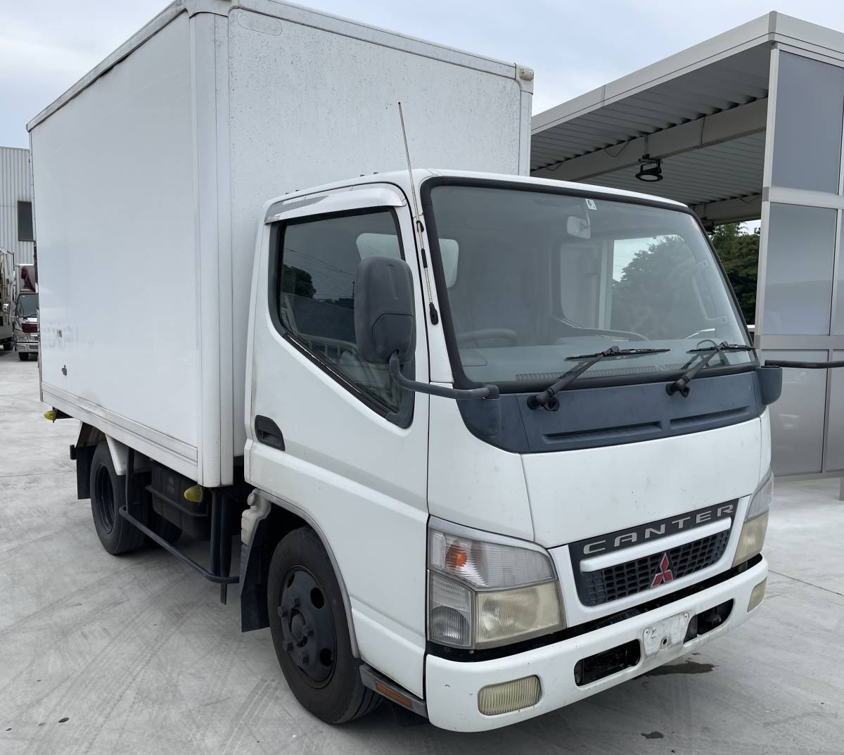  Canter 5 speed MT turbo aluminum van low temperature specification insulated van higashi pre made 33.6 ten thousand kilo white Elf Dutro Toyoace Titan Dyna 