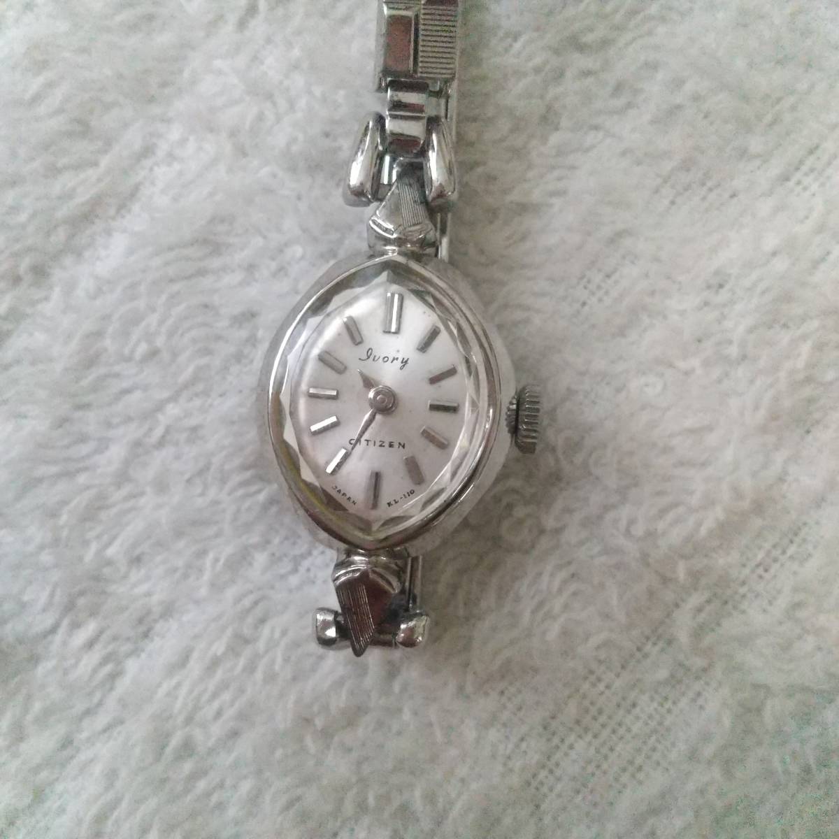 ivory hand winding wristwatch 