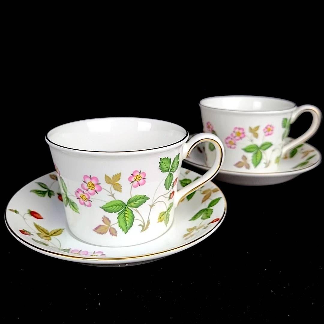 良品 ウェッジウッド WEDGWOOD ワイルドストロベリー カップ&ソーサー