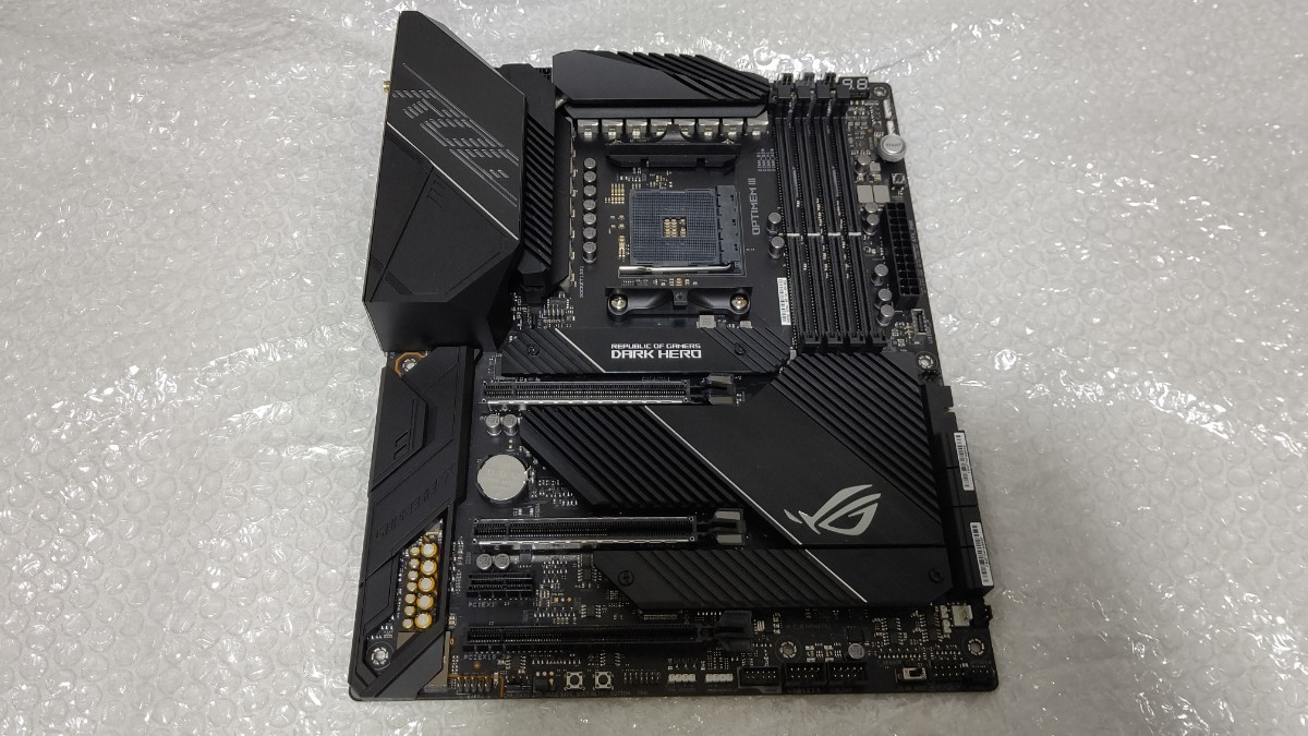 美品 ASUS ROG CROSSHAIR VIII DARK HERO 最新BIOS更新済み ATX