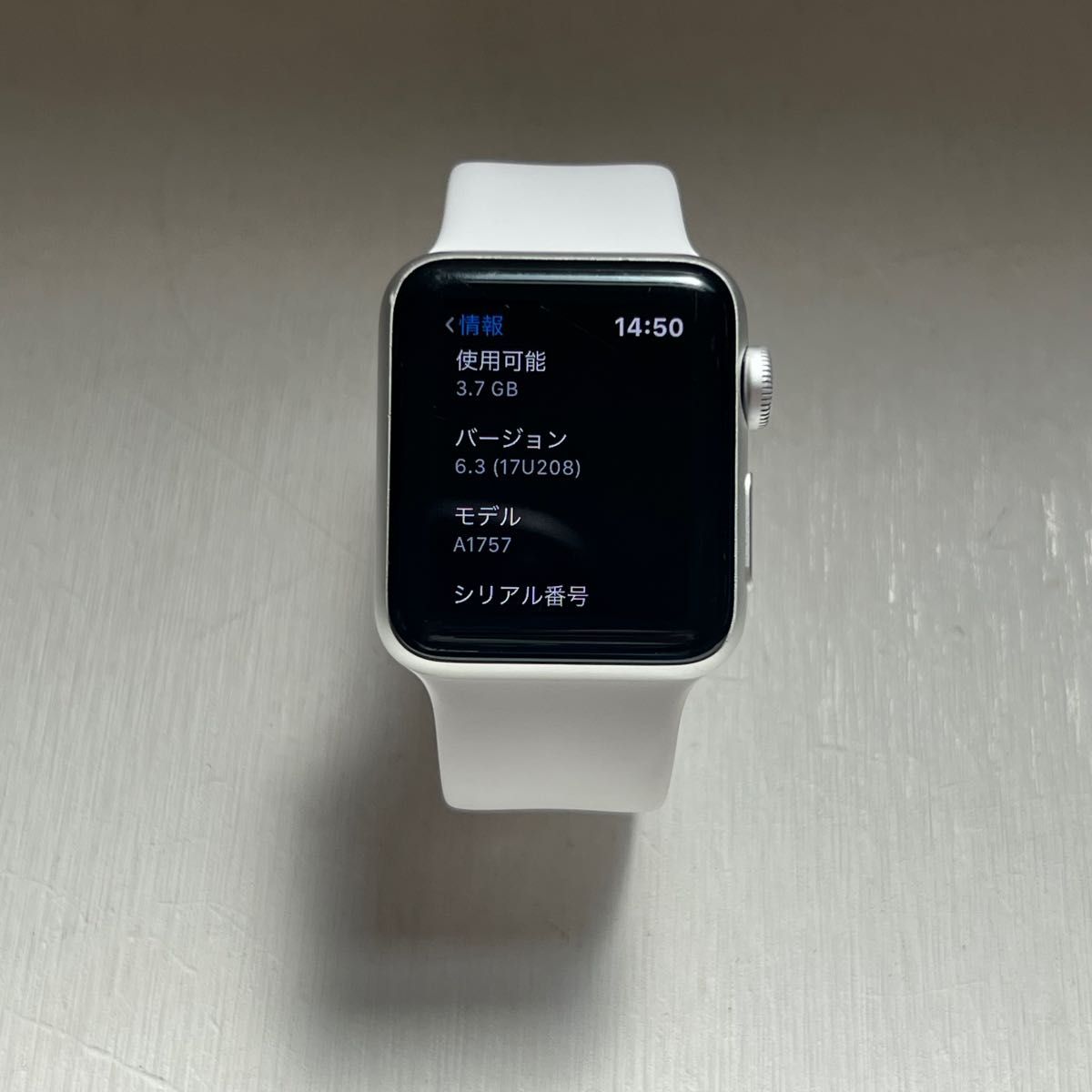 [バッテリー新品に交換済み]Apple Watch 2 アップル ウォッチ38MM GPS シルバー　モデルA1757