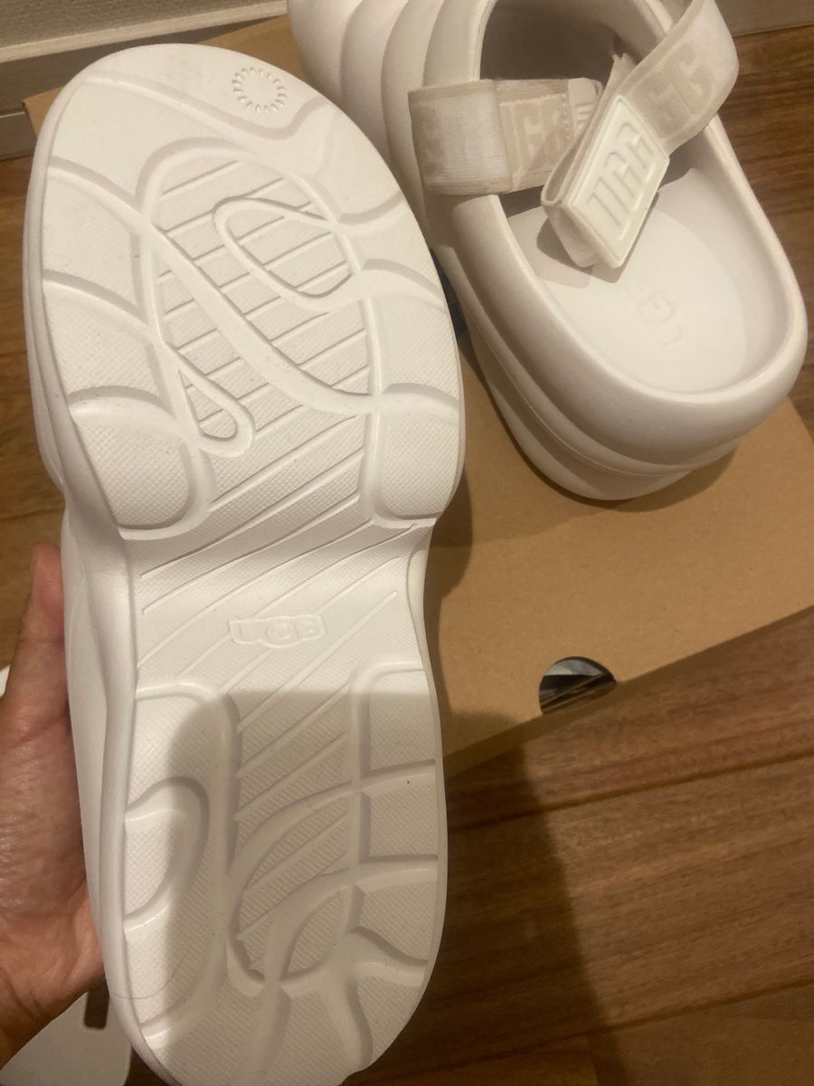 新品 正規品 UGG アグ AWW YEAH 厚底 サンダル 25cm US8 BRIGHT 新品 正規品 UGG アグ AWW YEAH 厚底 サンダル 25cm US8 BRIGHT
