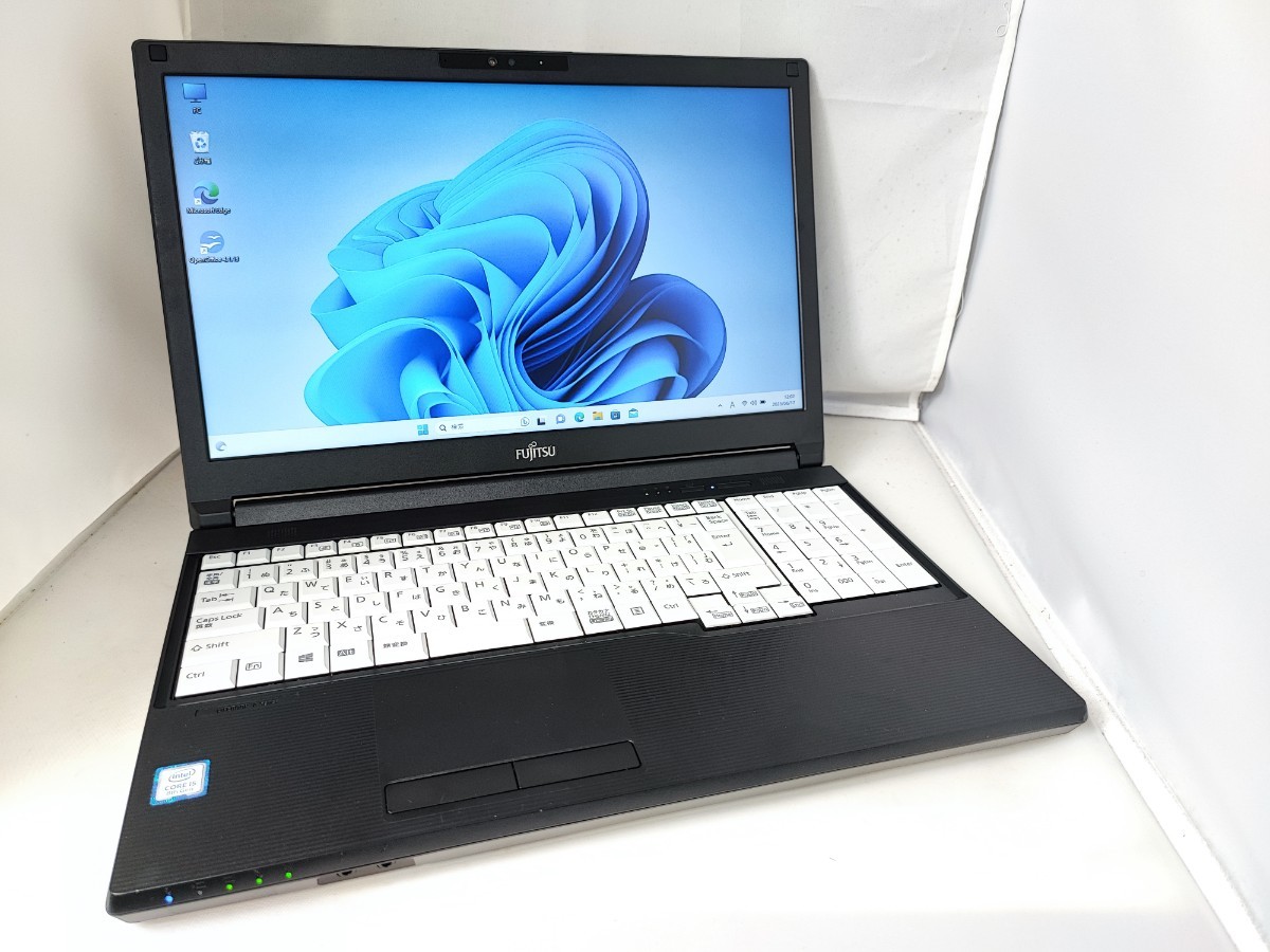 富士通A579/B/i5 8365U+16G+新品SSD512G/カメラ⑧|PayPayフリマ